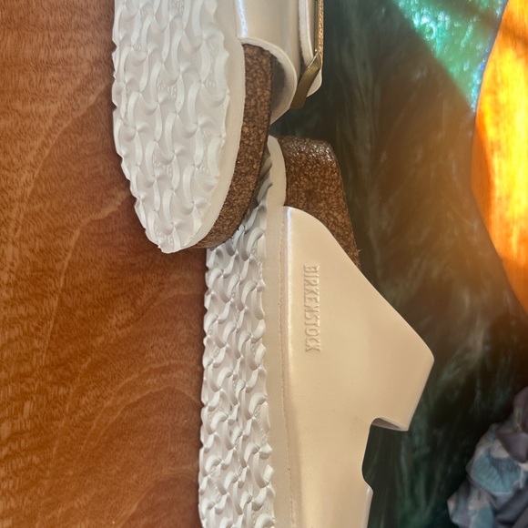 Birkenstock Kids White Sandals with Gold Buckles - Picture 2 of 4